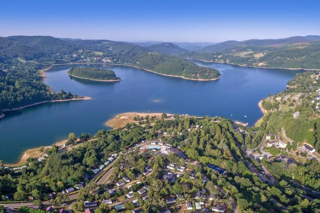 Mobil Home Au Bord Du Lac Nages France